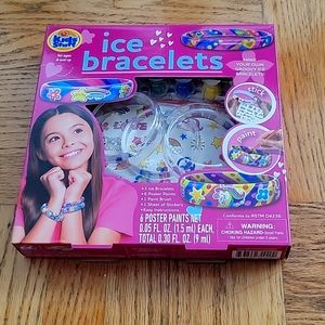 A ice bracelet craft